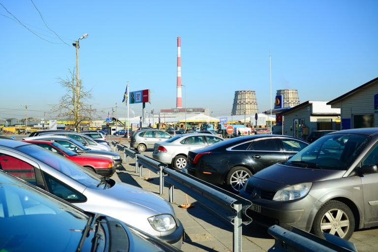 Απαρχαιωμένη η πλειονότητα των οχημάτων στους ελληνικούς δρόμους – Καταστροφικές οι συνέπειες για το περιβάλλον | tovima.gr Απαρχαιωμένη η πλειονότητα των οχημάτων στους ελληνικούς δρόμους – Καταστροφικές οι συνέπειες για το περιβάλλον | tovima.gr