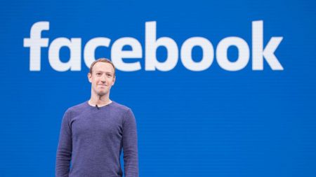 Facebook: Πώς ο Ζάκερμπεργκ έχασε 7 δισ. δολάρια μέσα σε μια ημέρα