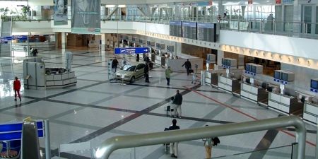 Αεροδρόμια: Πώς θα επιλέγονται οι ταξιδιώτες που θα υποβάλλονται σε τεστ για κορωνοϊό