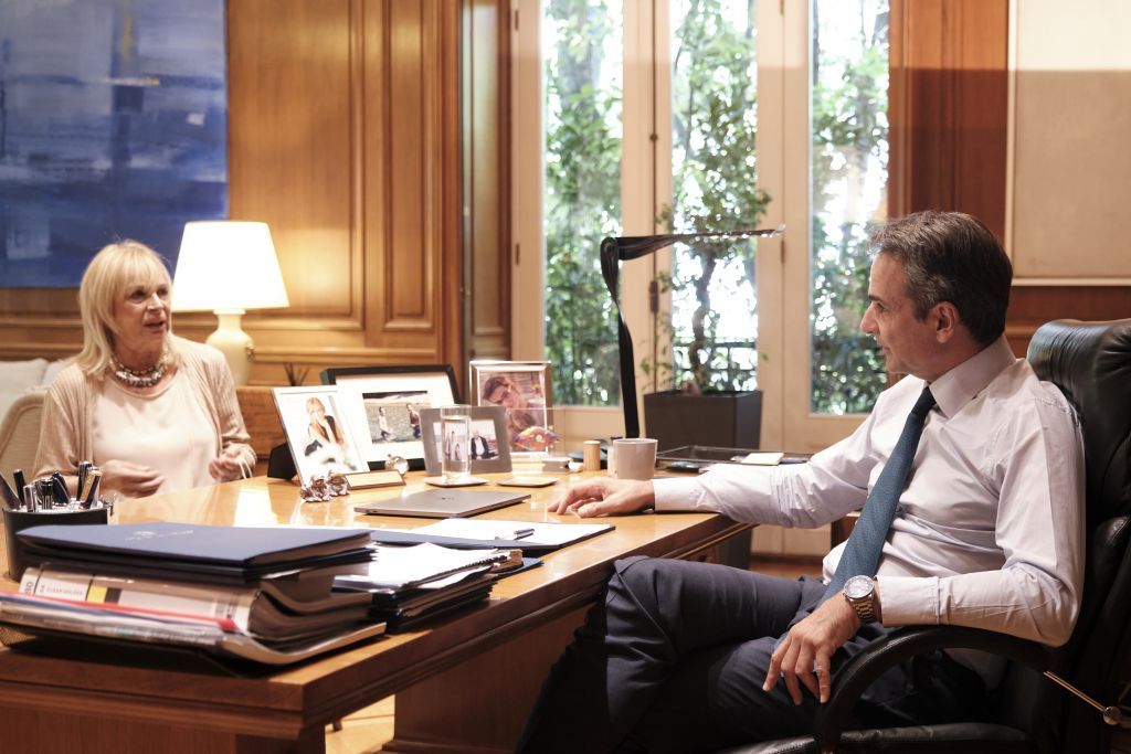 Συνάντηση Μητσοτάκη με την Άννα Φόνσου – Τι συζήτησαν για «Το σπίτι του ηθοποιού»