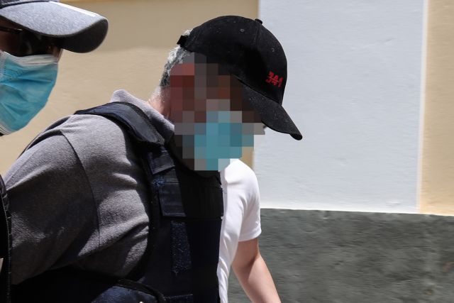 Μέχρι και… σκοπευτήριο στο Μαρκόπουλο ήθελε να κατασκευάσει ο ψευτογιατρός