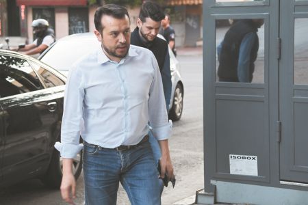 Η εμπλοκή Παππά και οι «καυτές» συνομιλίες