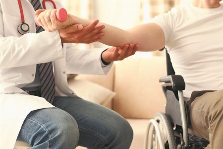 Οι εξελίξεις στη θεραπεία για τη νωτιαία μυϊκή ατροφία