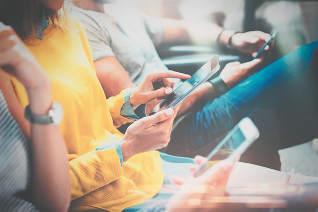 Ξεκίνησε ο πόλεμος των… data