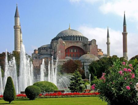 Παρέμβαση Πομπέο προς την Τουρκία: Η  Αγία Σοφία να μην γίνει τζαμί