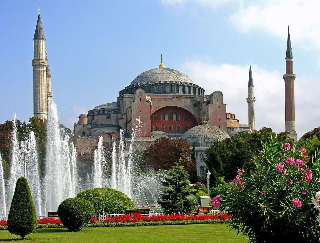 Παρέμβαση Πομπέο προς την Τουρκία: Η  Αγία Σοφία να μην γίνει τζαμί
