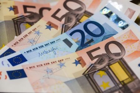 ΕΛΣΤΑΤ : Στα 333,74 δισ. ευρώ «φούσκωσε» το δημόσιο χρέος