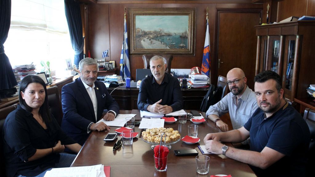 Συνάντηση Μώραλη – Πατούλη για τα μεγάλα έργα στον Πειραιά