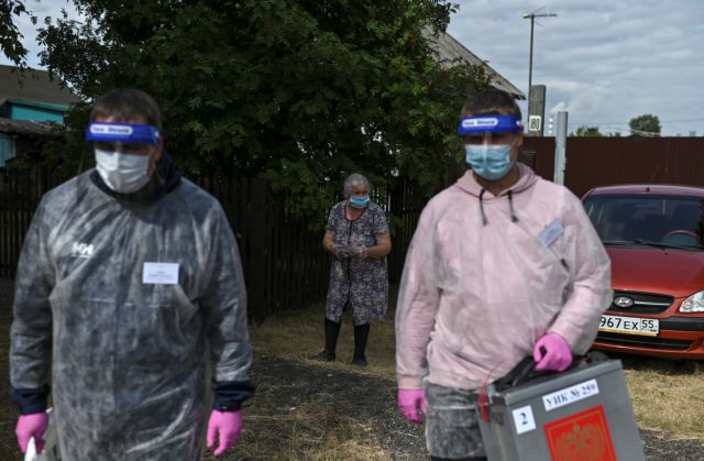 Κορωνοϊός: Ξεπέρασαν τους 10.000 οι νεκροί στη Ρωσία