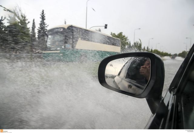 Κακοκαιρίας συνέχεια: Ποιες περιοχές πλήττει – Πόσο θα κρατήσει