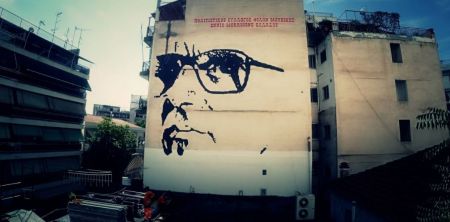 Ένιο Μορικόνε: Τεράστια τοιχογραφία του συνθέτη στο κέντρο της Λάρισας