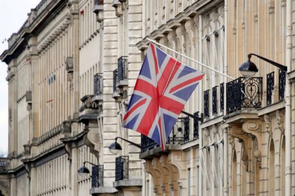 Brexit: Λονδίνο – Βρυξέλλες επιχειρούν να γεφυρώσουν το μεταξύ τους χάσμα