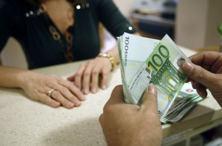 Δάνεια: Παρατείνεται η διευκόλυνση στην πληρωμή των δόσεων