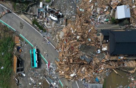 Φονικές πλημμύρες στην Ιαπωνία: Τουλάχιστον 58 οι νεκροί