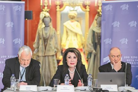 Για την Επιτροπή Ελλάδα 2021