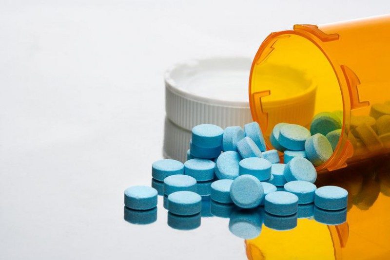 Κορωνοϊός: Προσοχή σε όσους παίρνουν αυτά τα φάρμακα για το στομάχι
