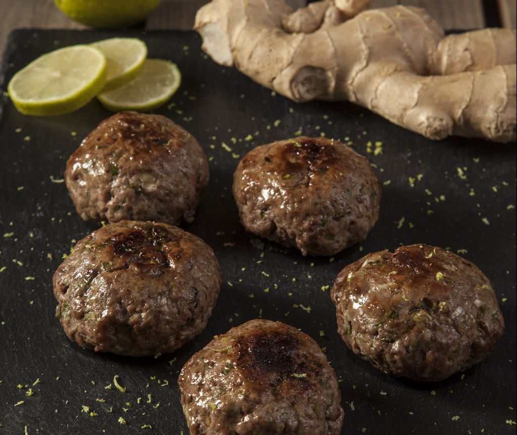 Μπιφτέκια αρωματισμένα με τζίντζερ και λάιμ