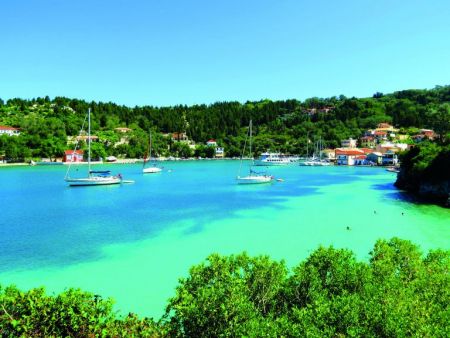 Ταξίδι μεταξύ Ιονίου και Αιγαίου – Στάση σε Παξούς, Ιθάκη, Πάτμο