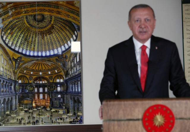 Αγιά Σοφιά – Διεθνή ΜΜΕ: Ο Ερντογάν αψηφά την Ευρώπη, βάζει τέλος στο όραμα του Κεμάλ