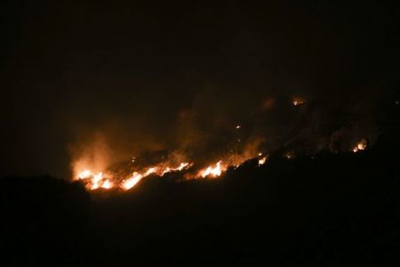 Φωτιά στο Πέραμα: Κανένα ενεργό μέτωπο – Μία σύλληψη