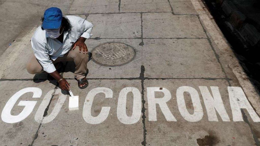 Κορωνoϊός: «Στα τέλη Ιουλίου έρχεται το νέο κύμα» – Γιατί προειδοποιούν οι επιστήμονες