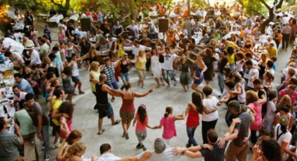 Να μη γίνουμε για τα… πανηγύρια