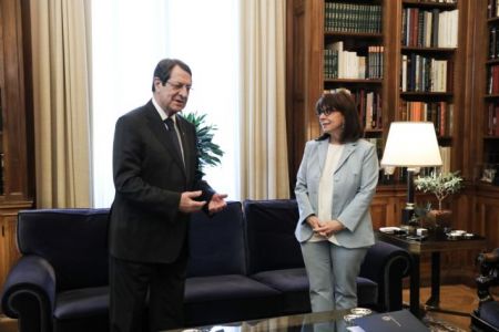 Σακελλαροπούλου – Αναστασιάδης: Να διαφυλαχθεί ο οικουμενικός χαρακτήρας της Αγίας Σοφίας