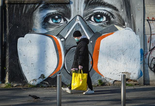 Αόρατος ναι, ανίκητος όχι ο νέος ιός