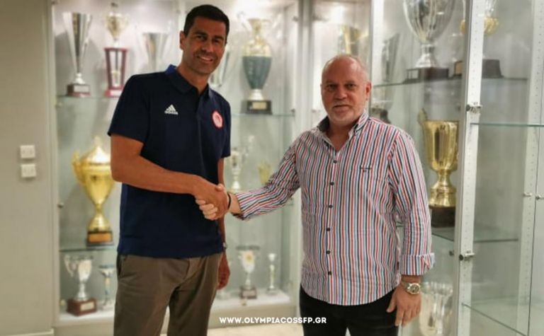 Επίσημο: Προπονητής της ομάδας βόλεϊ του Ολυμπιακού ο Δημήτρης Καζάζης