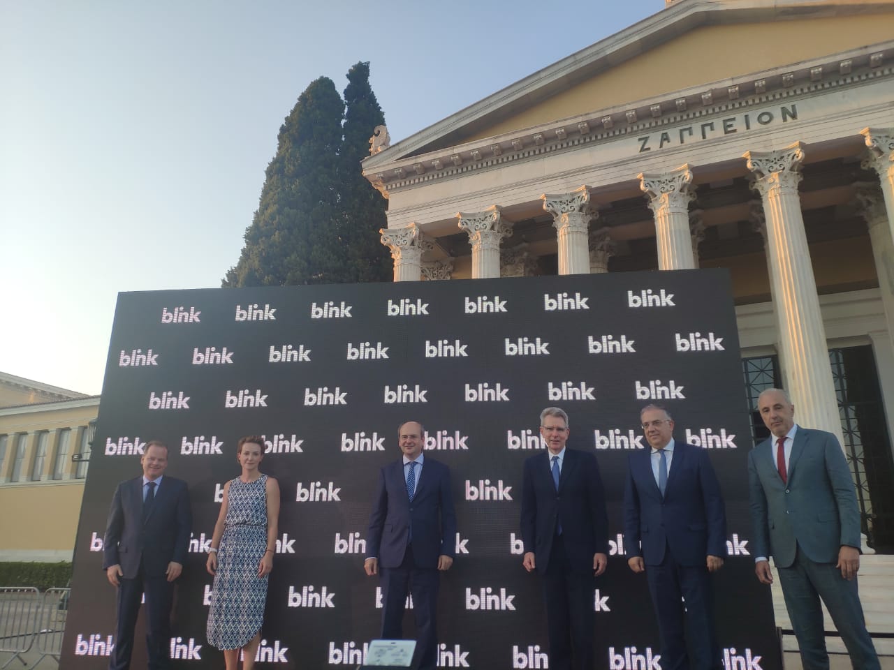 Πώς θα μπει στην πρίζα η ηλεκτροκίνηση