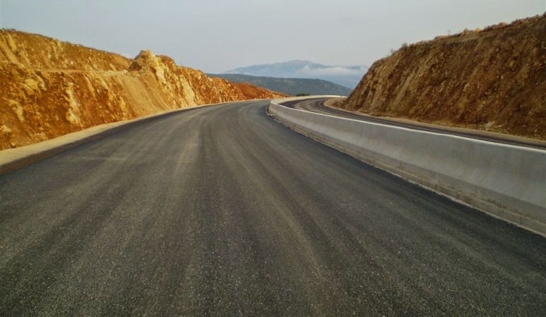 Στη γραμμή εκκίνησης oι μεγάλοι παίκτες για τη νέα γενιά έργων