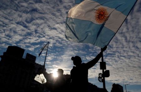 Σε έξαρση ο κορωνοϊός στην Αργεντινή – Πάνω από οι 2.000 οι νεκροί