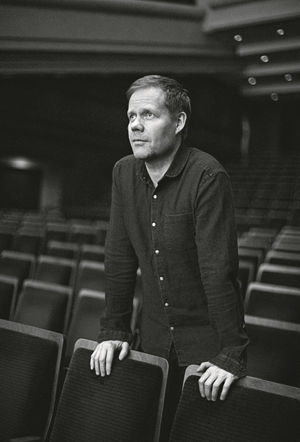 «Οι οικονομικές δομές καταστρατηγούν τις αξίες»