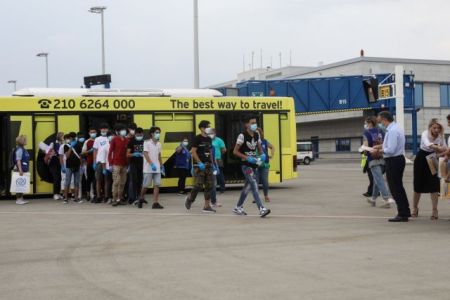 Αρνητικά όλα τα τεστ τουριστών από Βρετανία