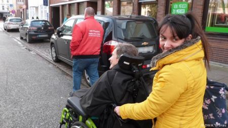 Νοσηλευτές: οι απλήρωτοι ήρωες της κρίσης του κορωνοϊού