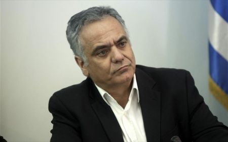 Σκουρλέτης: Ισχυρή δημόσια παρέμβαση σε υγεία και οικονομία για την υπέρβαση της κρίσης