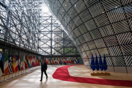 Σύνοδος Κορυφής : Ναυάγιο ή επί τα χείρω συμβιβασμός