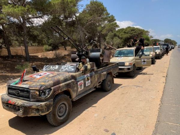Λιβύη : Στρατός του Σάρατζ κινείται ανατολικά με στόχο τη Σύρτη