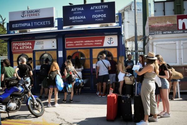 Κορωνοϊός: Εισαγόμενα κρούσματα και συνωστισμός  διατηρούν την ανησυχία -Πλέον των 600.000 οι θάνατοι παγκοσμίως