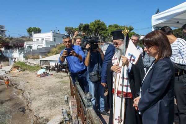 Φωτιά στο Μάτι : Μνημόσυνο για τα 102 θύματα της τραγωδίας