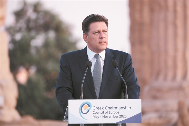 «Η Ευρώπη δεν πρέπει να γυρίσει στο παρελθόν»