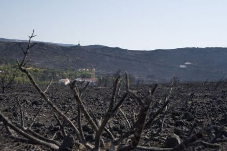 Οργή του δημάρχου Κυθήρων : «Άφησαν το νησί να καεί»