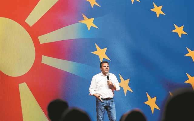 Οι Πρέσπες διχάζουν ακόμη Αθήνα και Σκόπια