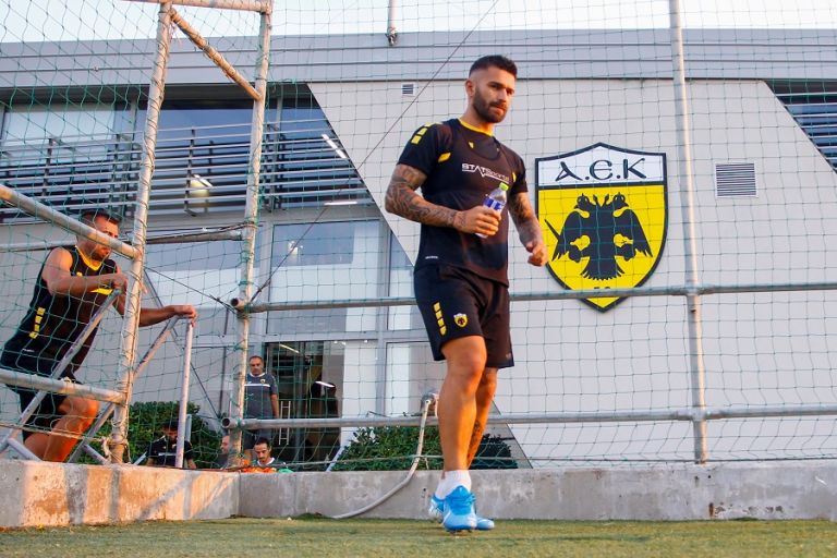 ΑΕΚ : Η αναβολή του τελικού αλλάζει τα πλάνα για την προετοιμασία