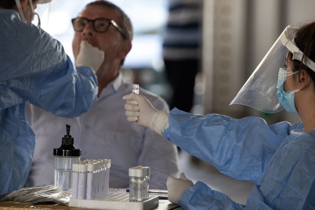 Κορωνοϊός: Ανησυχία για την αύξηση των κρουσμάτων στην Αττική