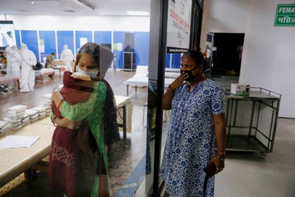 Κορωνοϊός -Ινδία : Ένας στους τέσσερις κατοίκους έχει μολυνθεί από τον ιό