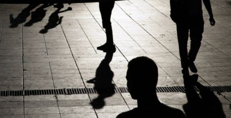 Κανείς μας δεν είναι καλά