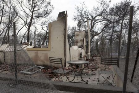 Μάτι: Καταστραφήκαμε, λένε οι επιχειρηματίες
