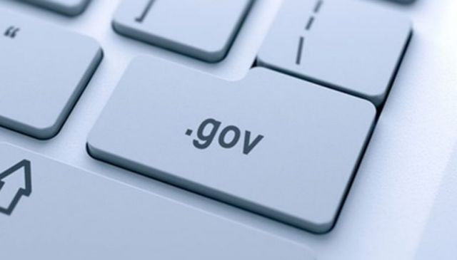 ΟΠΕΚΑ: Όλα τα επιδόματα με ένα κλικ στον υπολογιστή