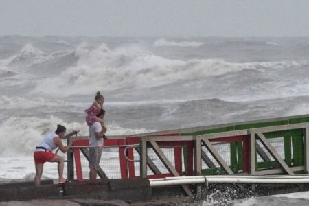 ΗΠΑ: Ο κυκλώνας «Χάνα» πλήττει το Τέξας